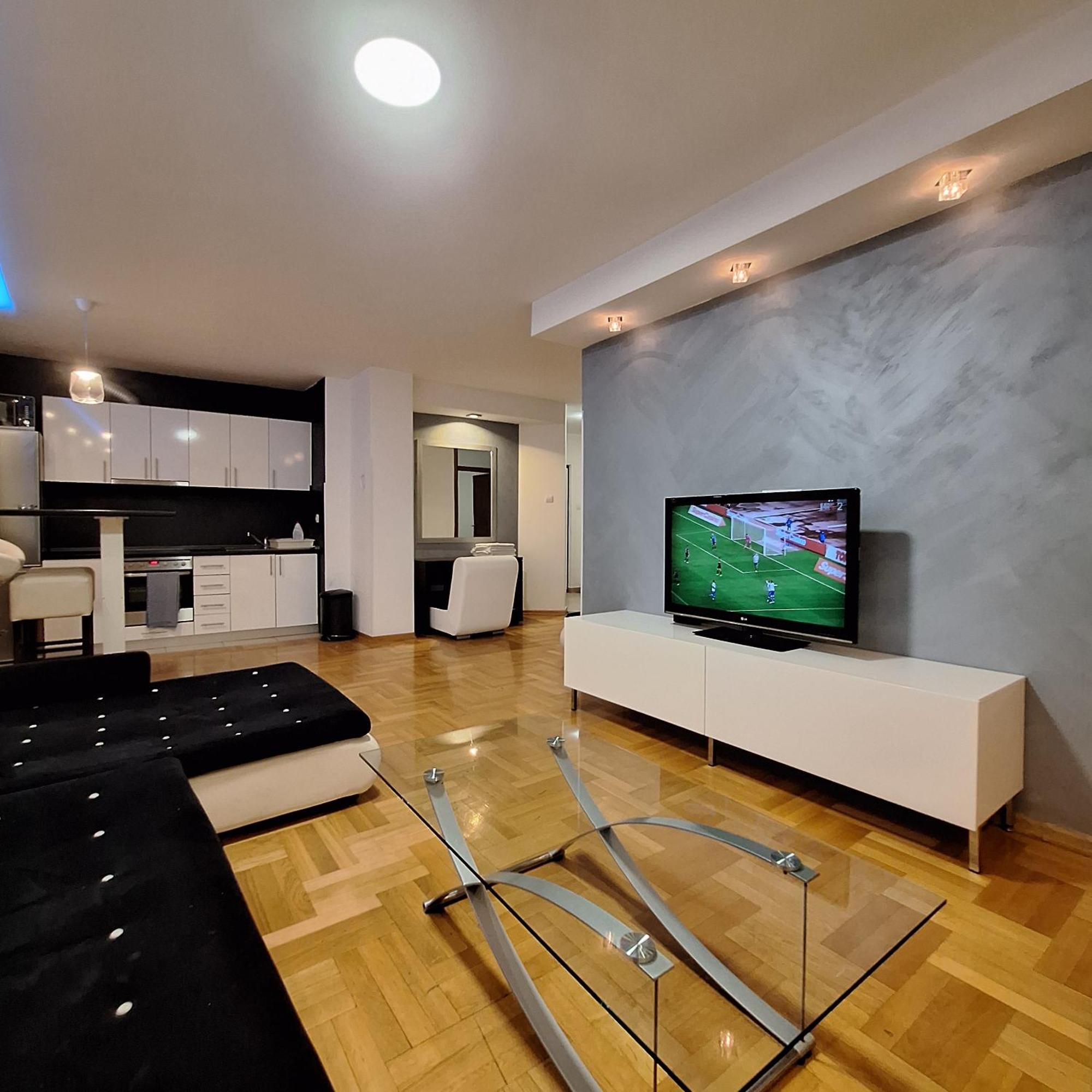 Luks Apartment بانيا لوكا المظهر الخارجي الصورة