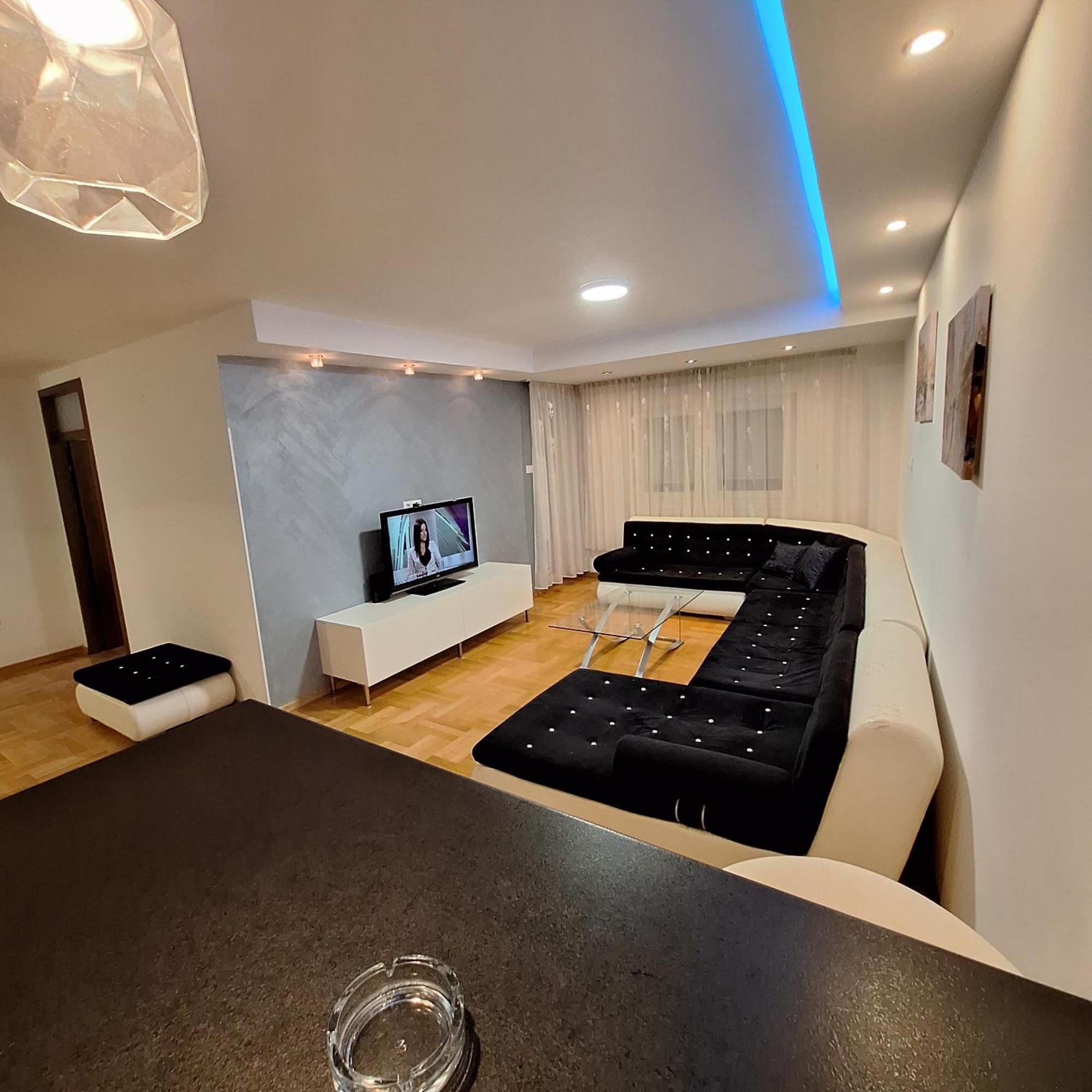 Luks Apartment بانيا لوكا المظهر الخارجي الصورة