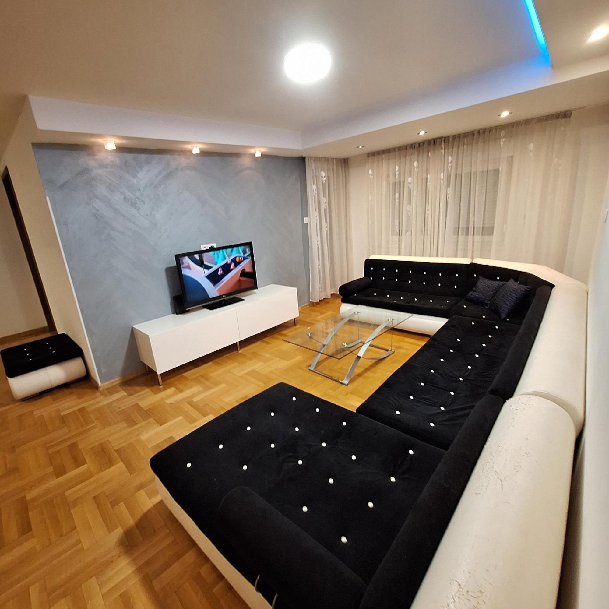 Luks Apartment بانيا لوكا المظهر الخارجي الصورة