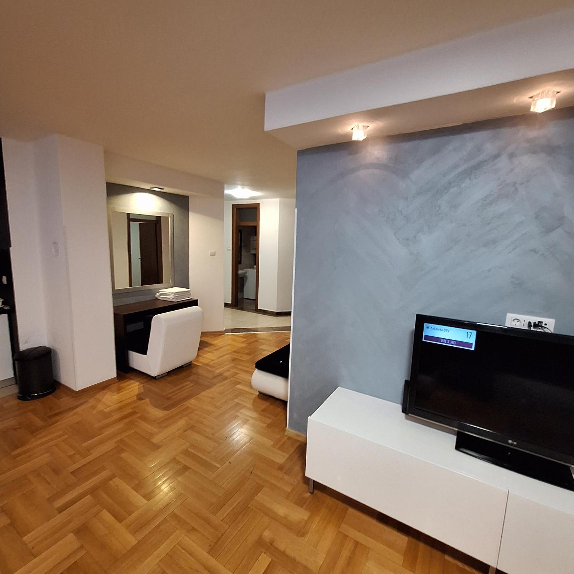 Luks Apartment بانيا لوكا المظهر الخارجي الصورة