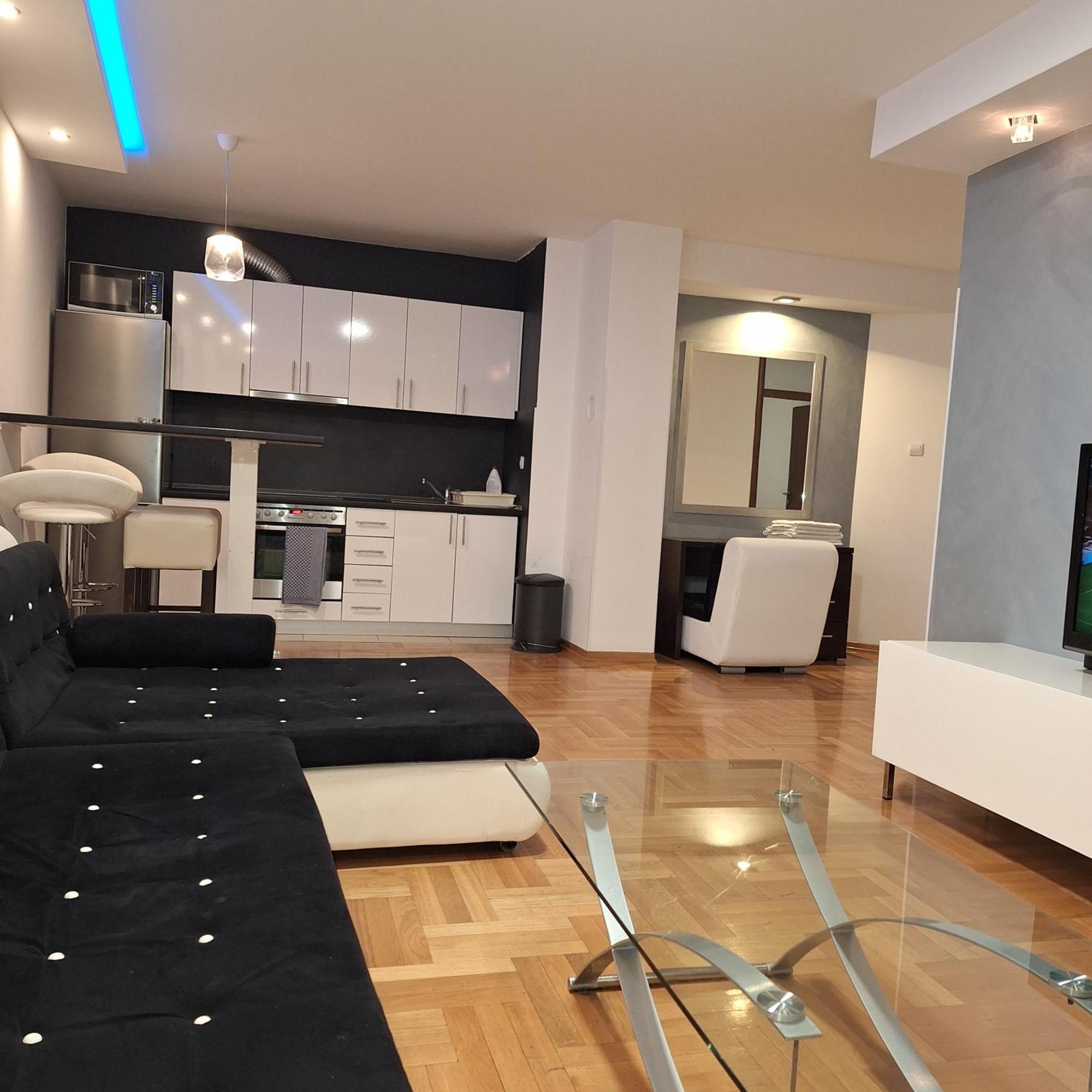 Luks Apartment بانيا لوكا المظهر الخارجي الصورة