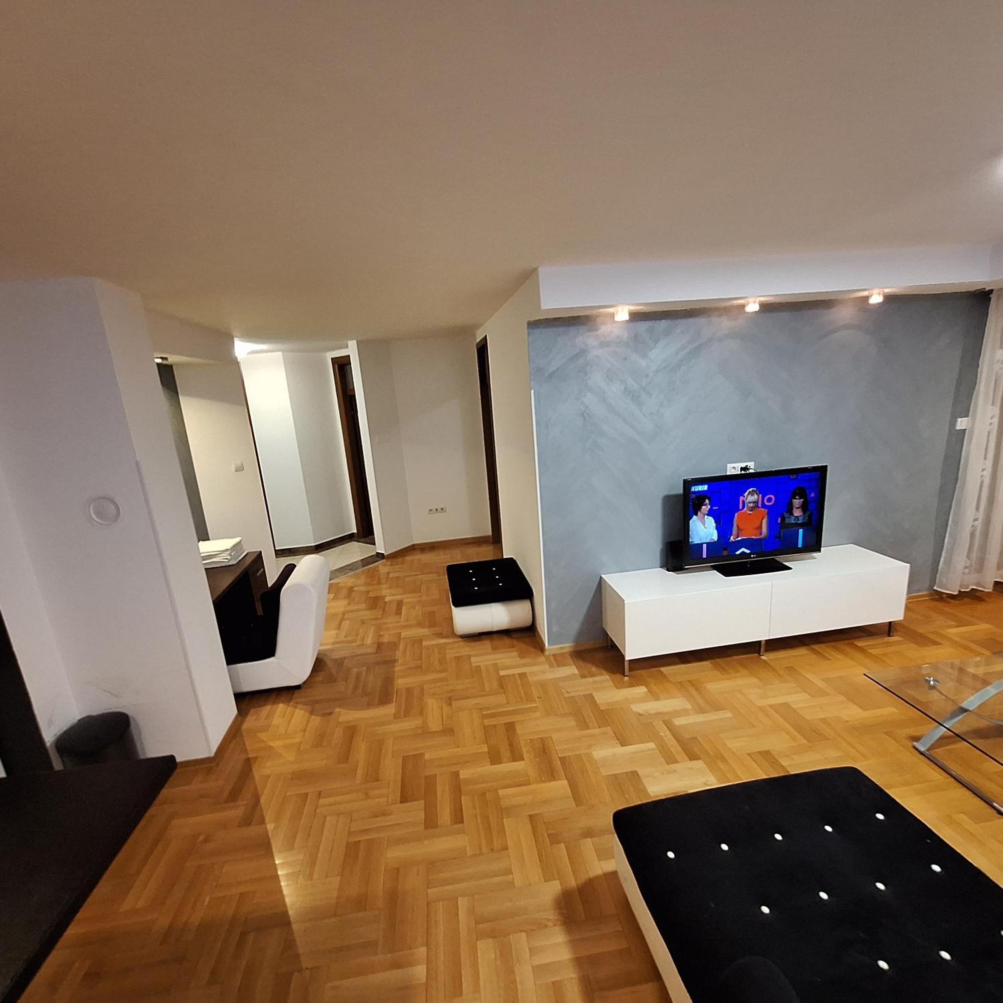 Luks Apartment بانيا لوكا الغرفة الصورة